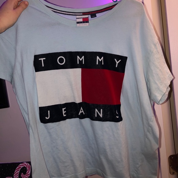 Tommy Hilfiger T-Shirt - Picture 2 of 3